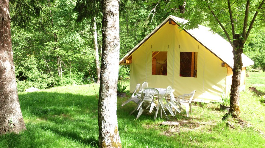 Les Tentabois : le charme du camping, le confort en plus !